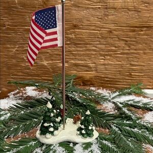 Dept 56 Village Flag Pole #5177-2 Retired